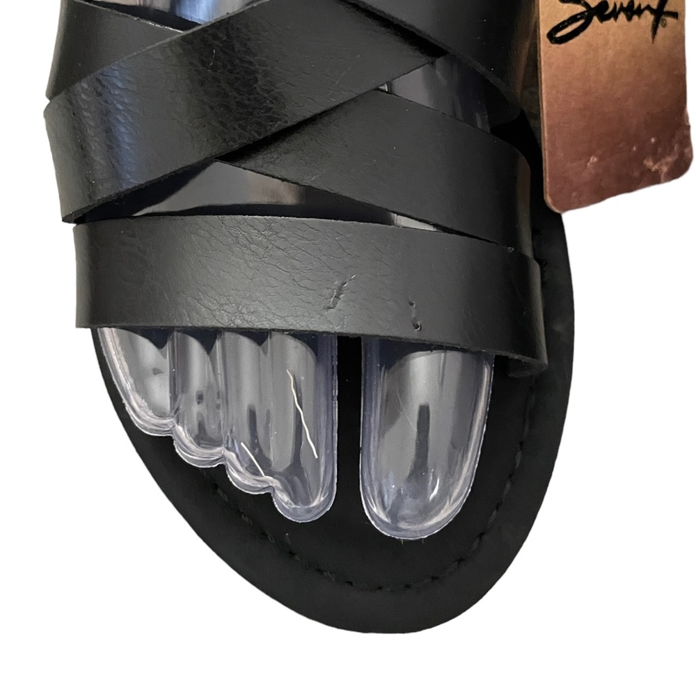 Seven7 Sandals - Picture 2 of 6